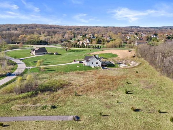 W310S3054 KATHERINE COURT, Waukesha, WI 53189
