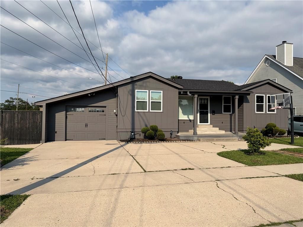835 CARNATION Avenue  Metairie, LA 70001