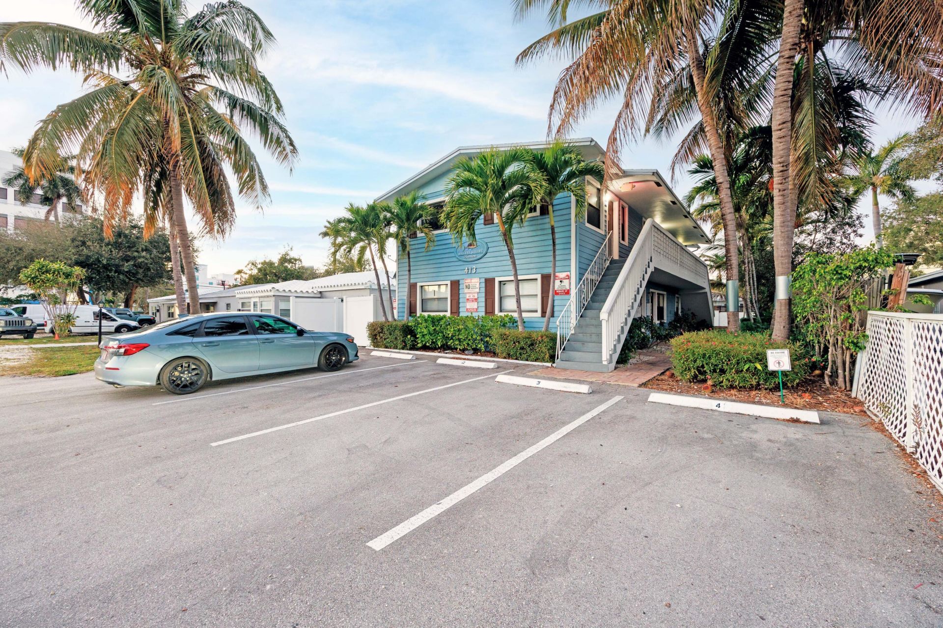 413 SE 16th Street, Unit 4, Fort Lauderdale, FL 33316 Photo