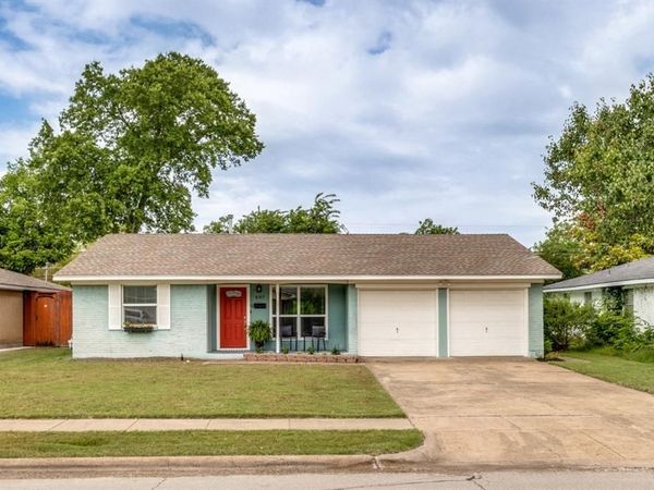 607 N Cottonwood Drive, Richardson, TX 75080