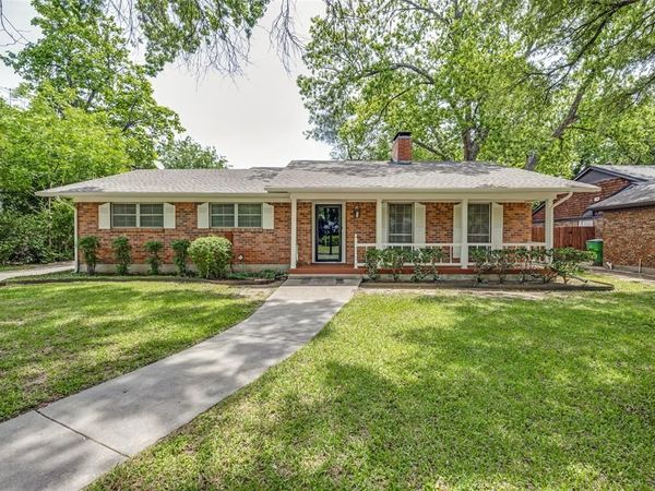 19 Shadowood Lane , Gainesville, TX 76240
