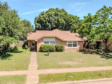 7105 Pineberry Road, Dallas, TX 75249