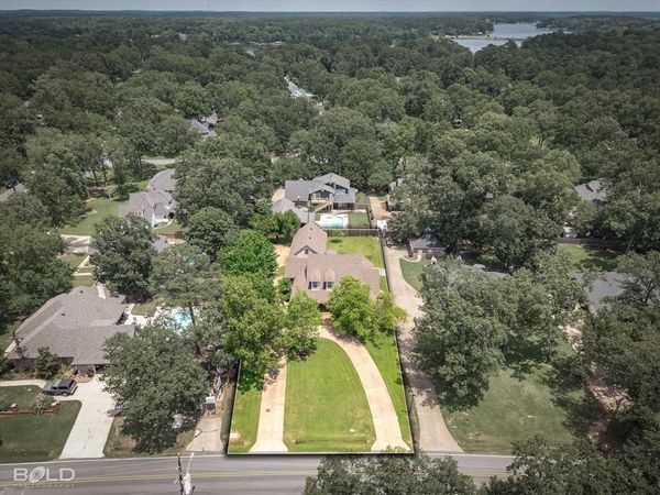 205 Old Palmetto Road , Benton, LA 71006