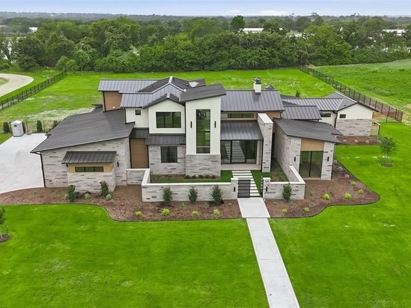1118 Pitner Court, Bartonville, TX 76226