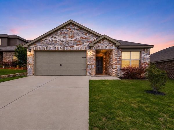 116 Bandana Circle, Newark, TX 76071