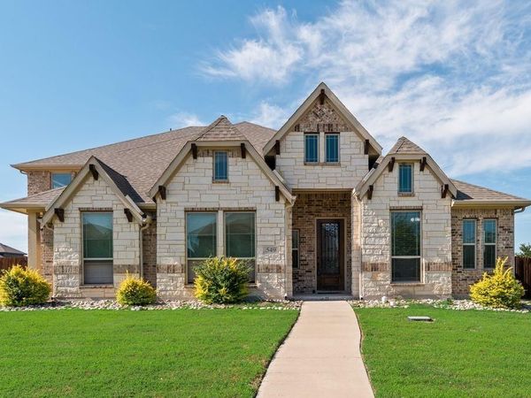 549 Truman Street , Waxahachie, TX 75165