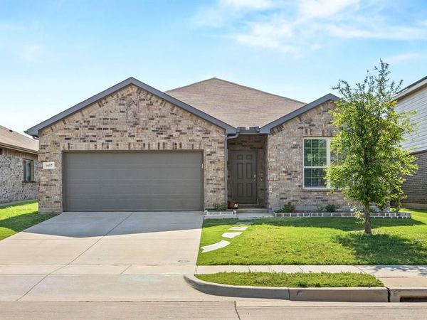 1017 Waverly Drive, Van Alstyne, TX 75495