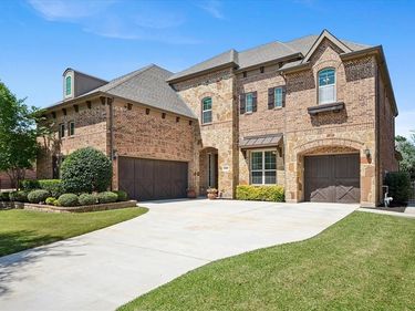 9601 Bowman Drive, Fort Worth, TX 76244