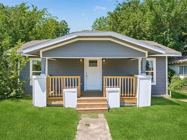 1265 E Maddox Avenue, Fort Worth, TX 76104