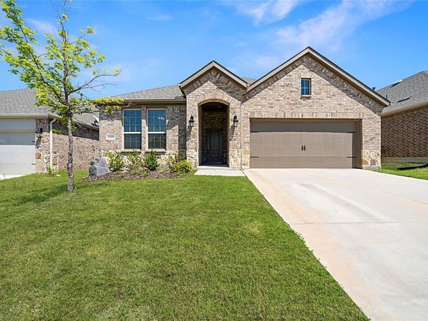 11300 Summer Rain Boulevard, Aubrey, TX 76227