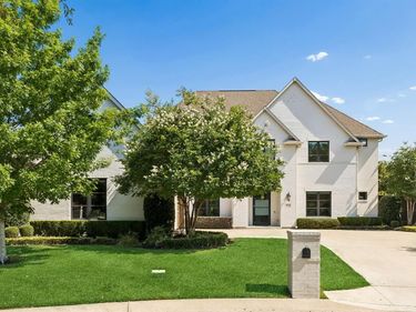 6917 Valley View Lane, Dallas, TX 75240