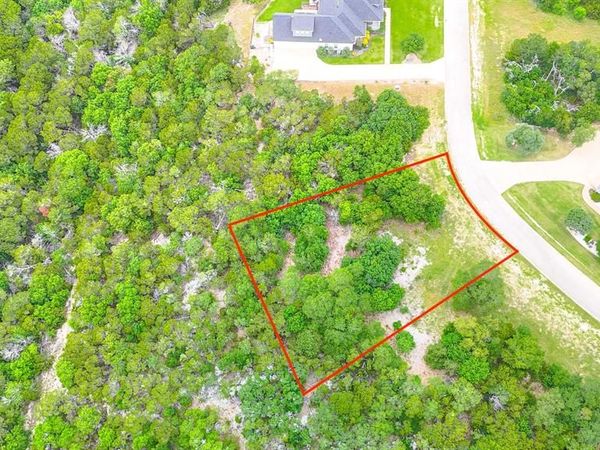 8116 Forres Court , Cleburne, TX 76033