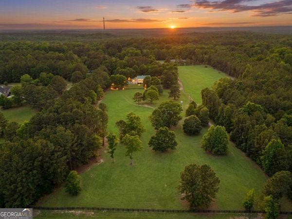 4 J Smith Road, Newnan, GA 30263