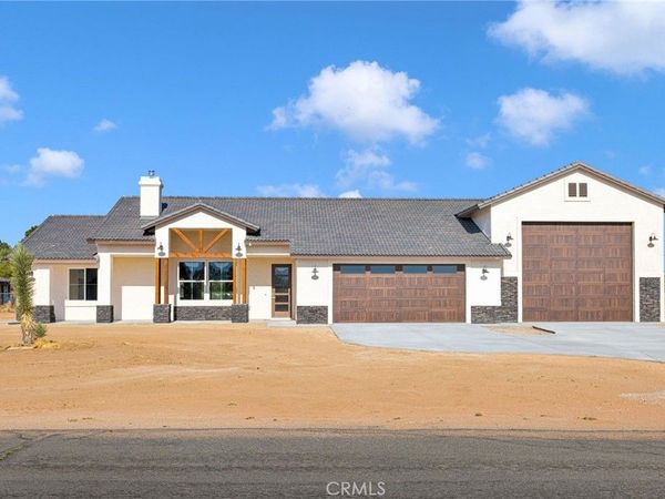 13710 Iroquois Road, Apple Valley, CA 92307