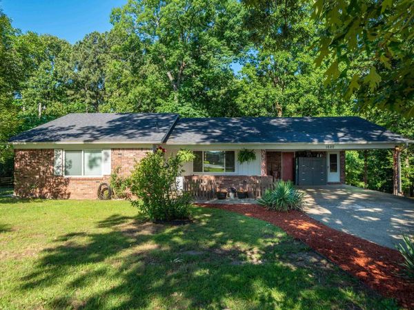 1620 MARION ANDERSON, Hot Springs, AR 71913