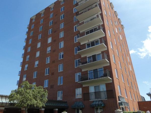 3301 Biddle Avenue, Wyandotte, MI 48192