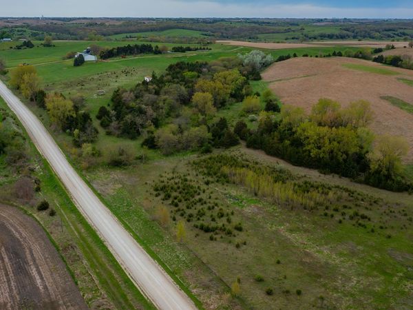 3325 Deer Run Avenue, Macksburg, IA 50155