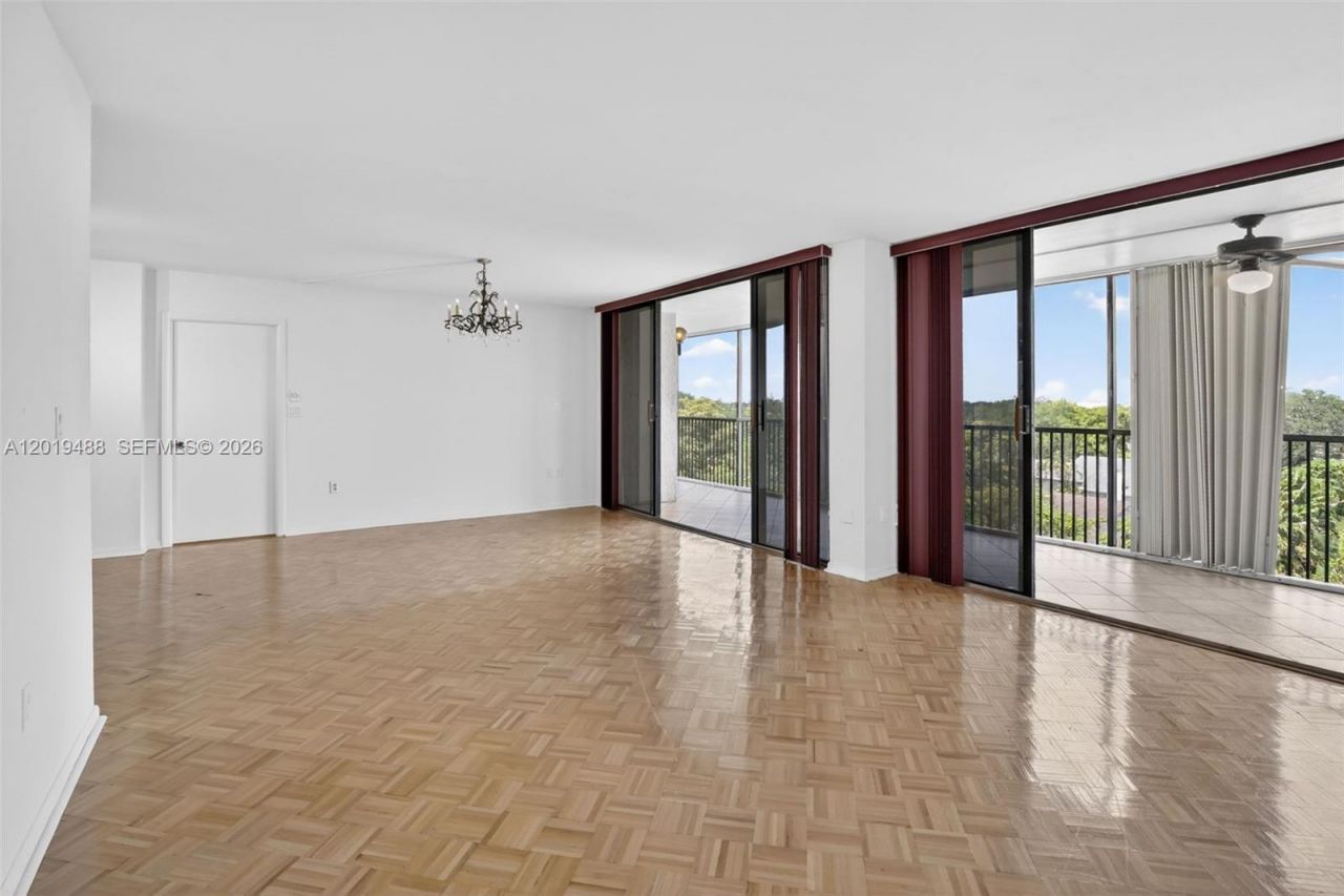 2808 N 46th Ave, Unit E654, Hollywood, FL 33021 Photo