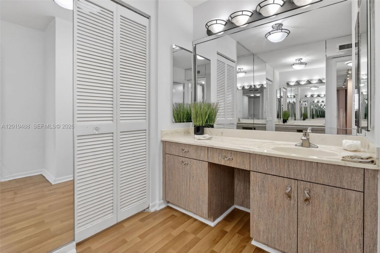 2808 N 46th Ave, Unit E654, Hollywood, FL 33021 Photo