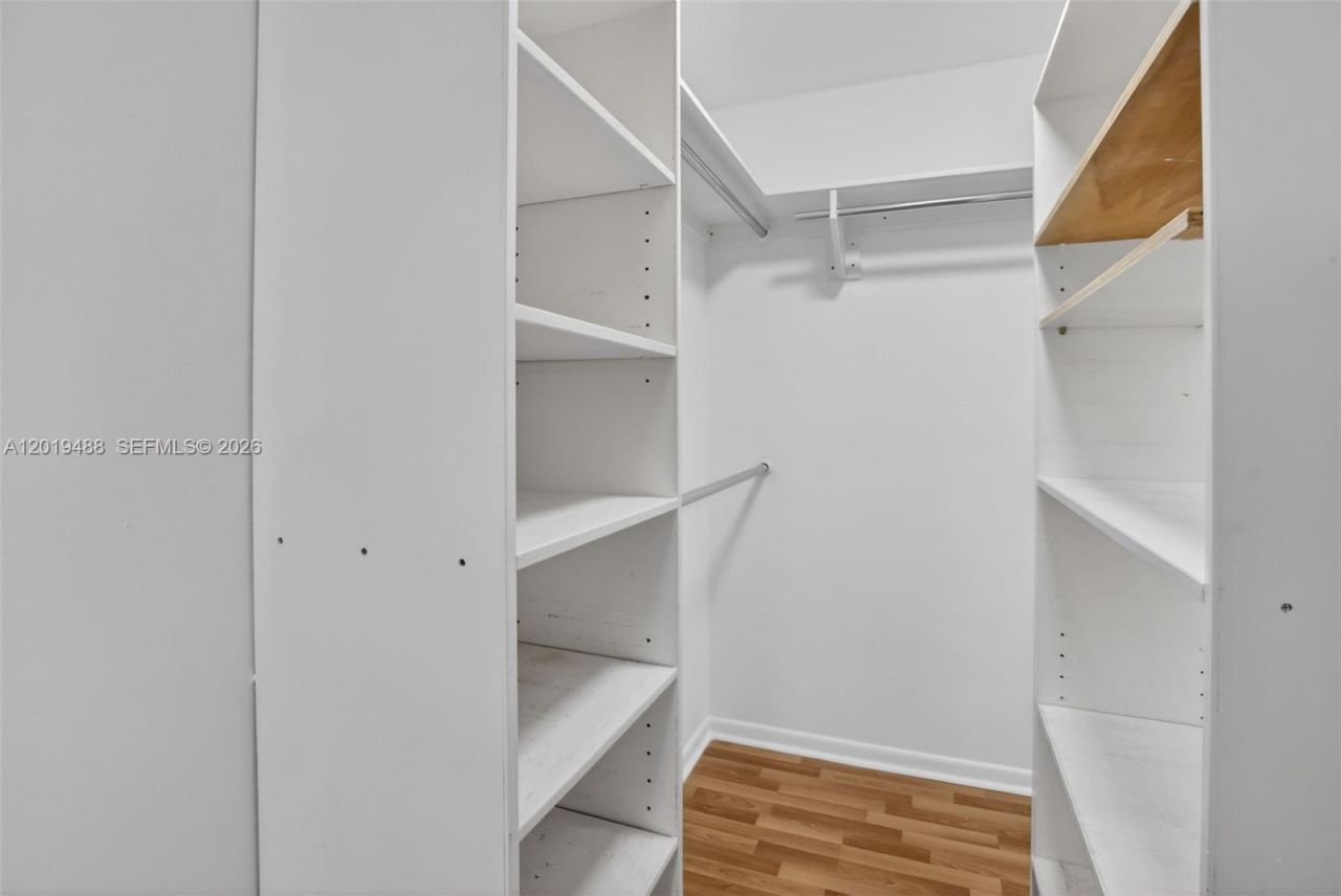 2808 N 46th Ave, Unit E654, Hollywood, FL 33021 Photo