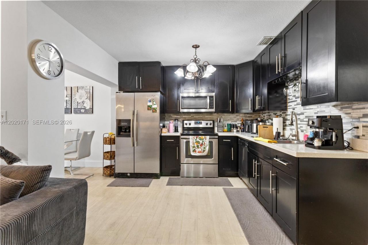 8374 SW 152nd Ave , Unit 47, Miami, FL 33193 Photo