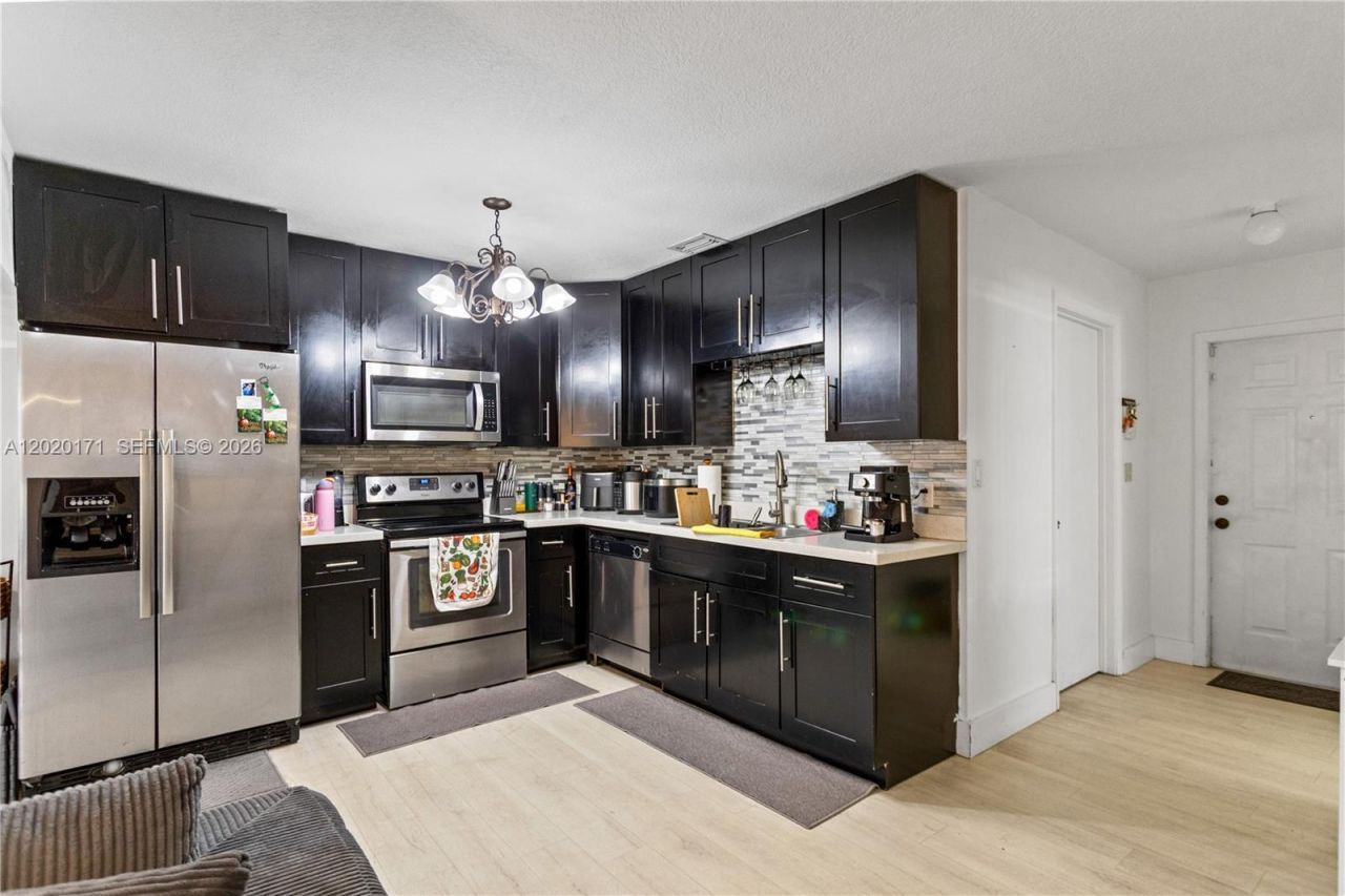 8374 SW 152nd Ave , Unit 47, Miami, FL 33193 Photo