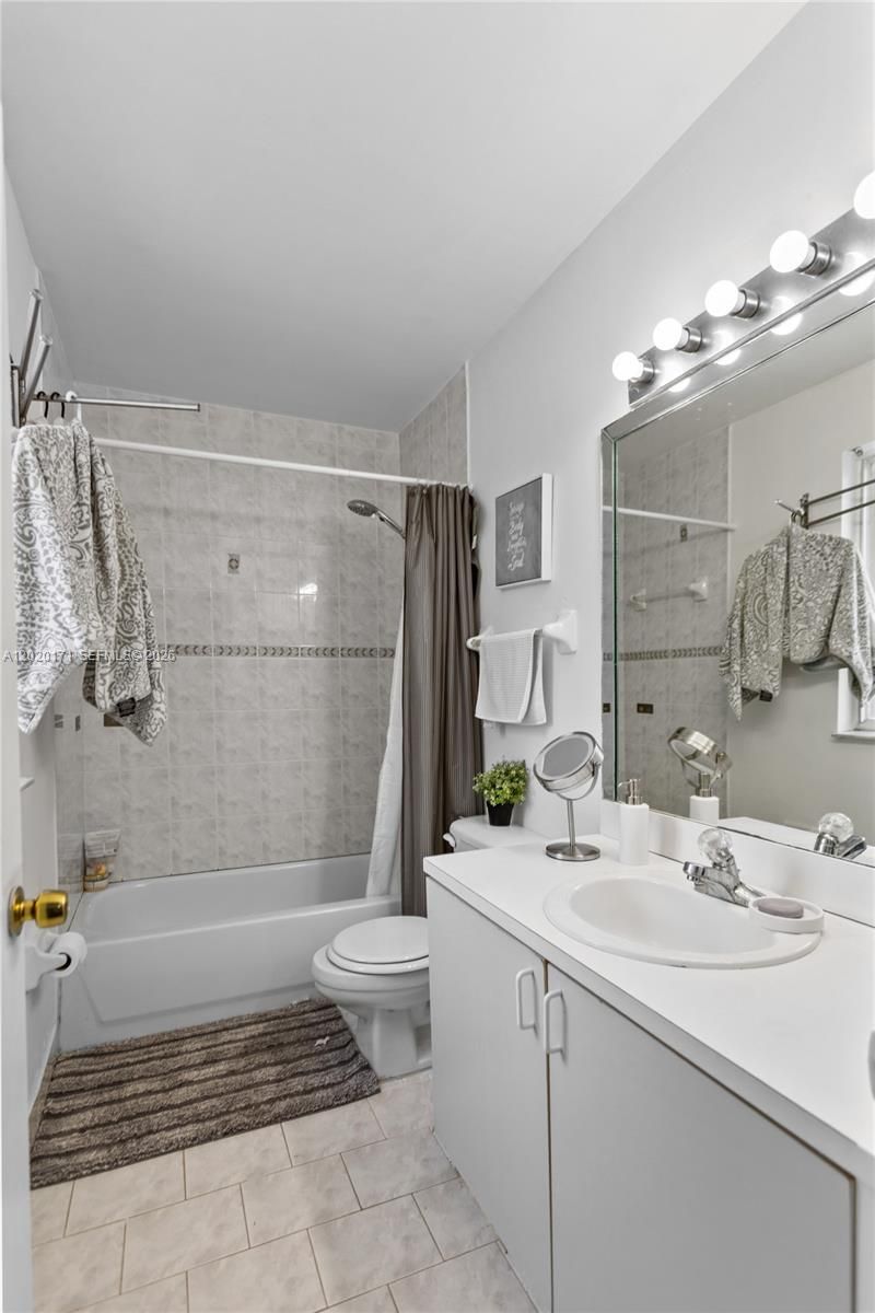 8374 SW 152nd Ave , Unit 47, Miami, FL 33193 Photo