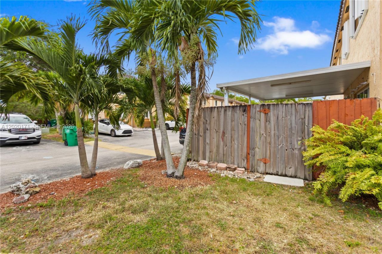 8374 SW 152nd Ave , Unit 47, Miami, FL 33193 Photo