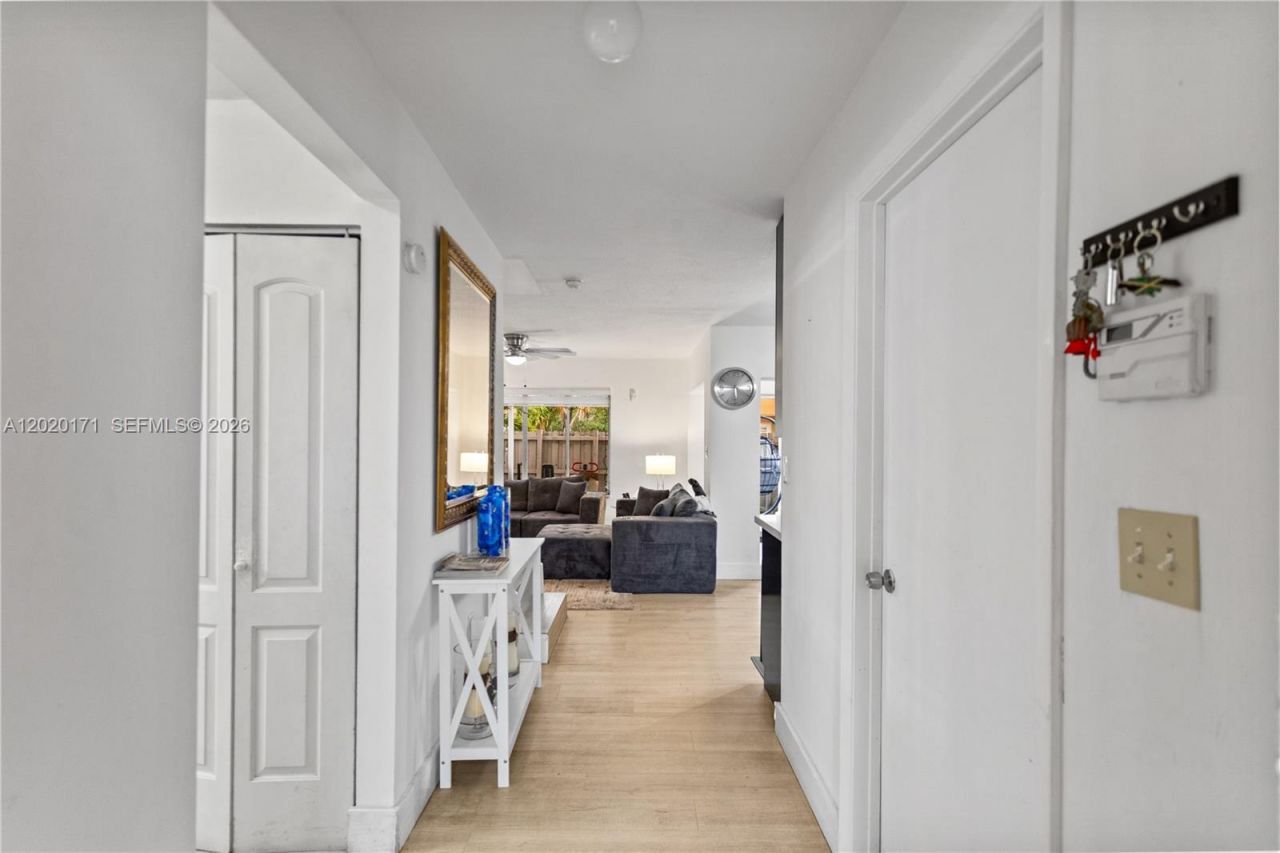 8374 SW 152nd Ave , Unit 47, Miami, FL 33193 Photo
