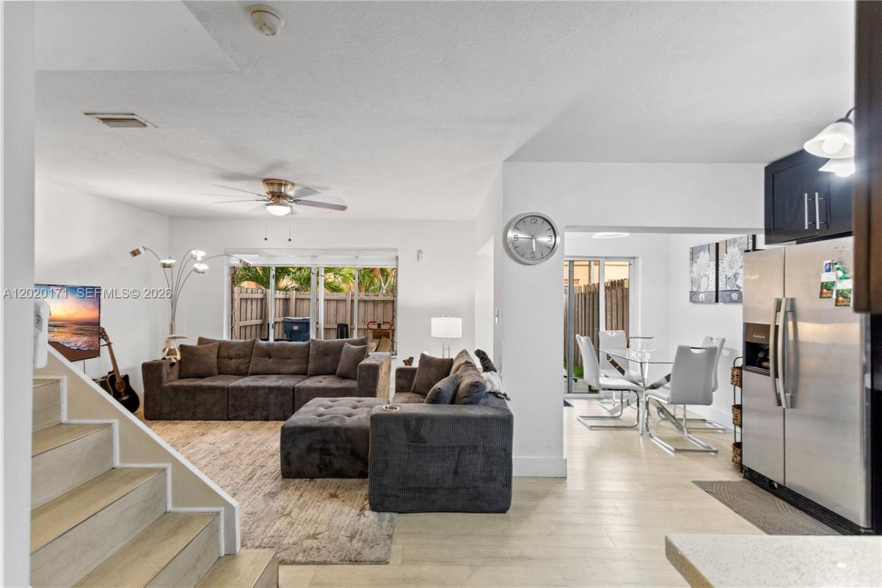 8374 SW 152nd Ave , Unit 47, Miami, FL 33193 Photo