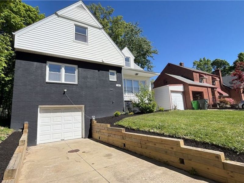 1699 Warrensville Center Road, South Euclid, OH 44121 Photo 3