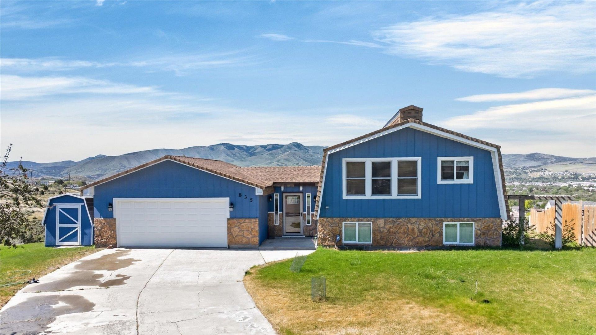 835 Edna Loop, Pocatello, ID 83201 Main Photo