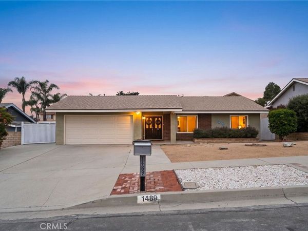 1489 N Mulberry Avenue, Upland, CA 91786