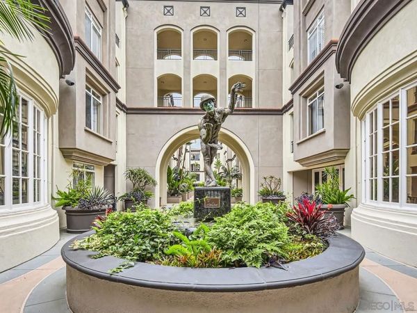 9293 Regents Rd, Unit C108, La Jolla, CA 92037