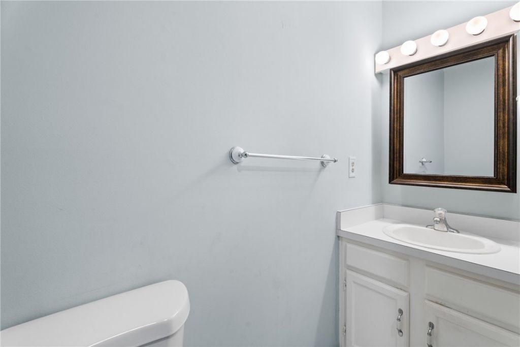 33 Pine Arbor Lane, Unit 102, Vero Beach, FL 32962 Photo