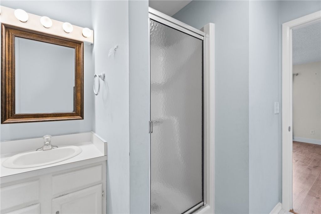 33 Pine Arbor Lane, Unit 102, Vero Beach, FL 32962 Photo