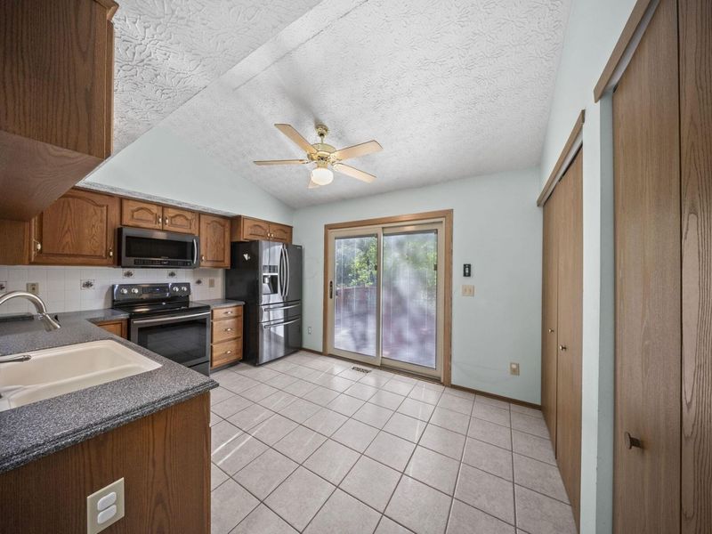 941 Mastin Place, Reynoldsburg, OH 43068 Photo 9