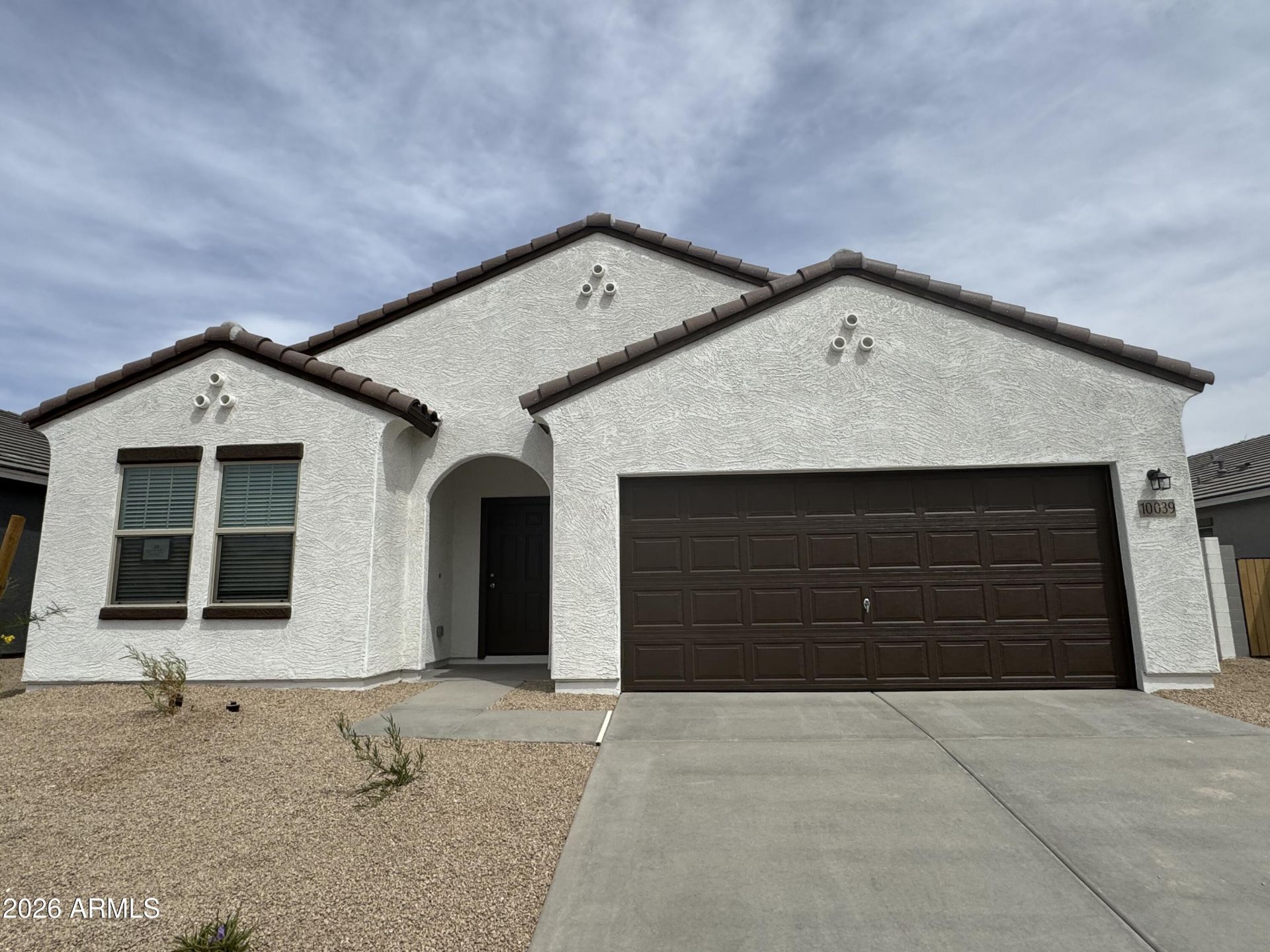 10039 W Devonshire Avenue, Phoenix, AZ 85037 Main Photo