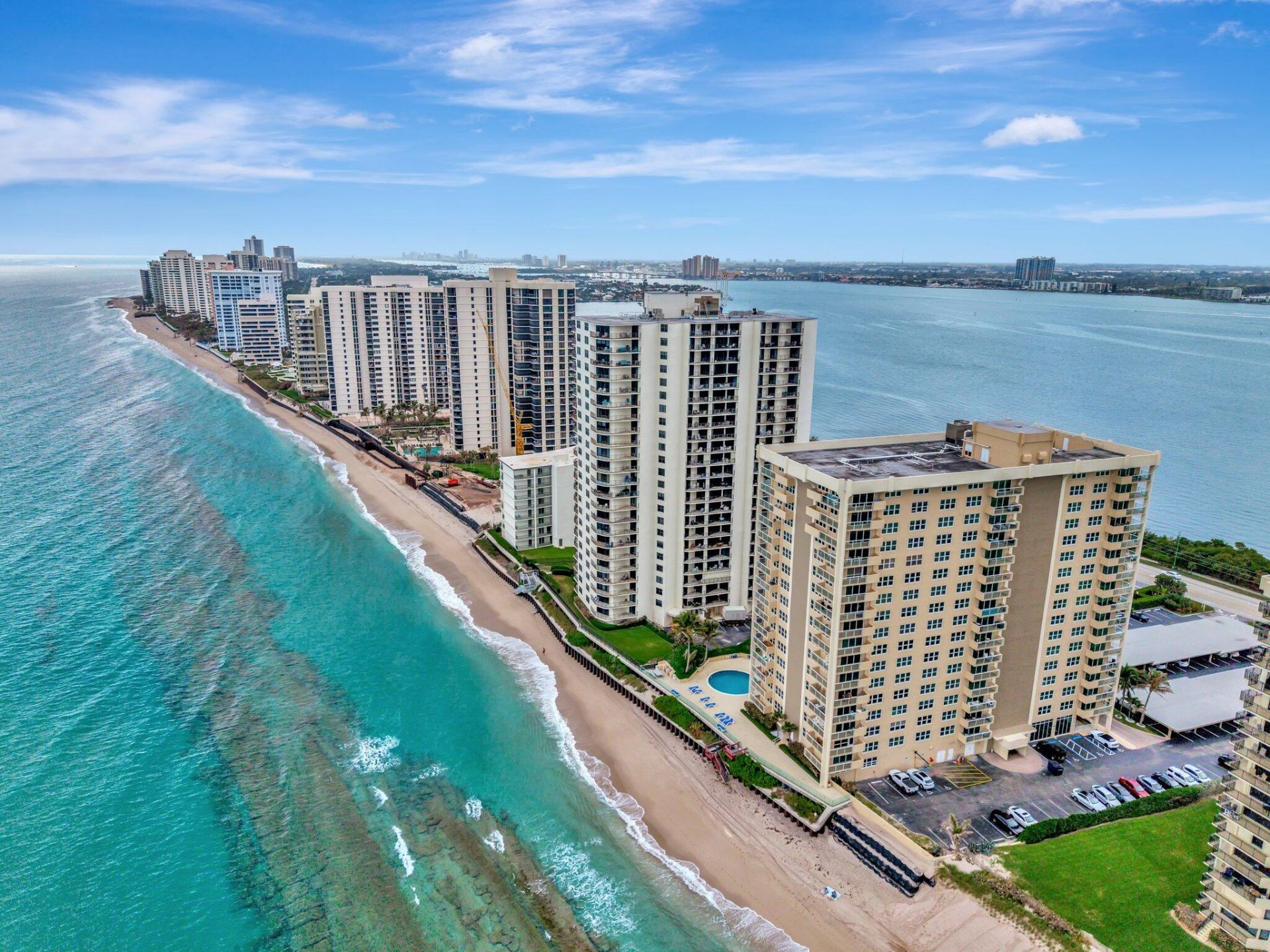 5440 N Ocean Drive, Unit 705, Singer Island, FL 33404 Photo