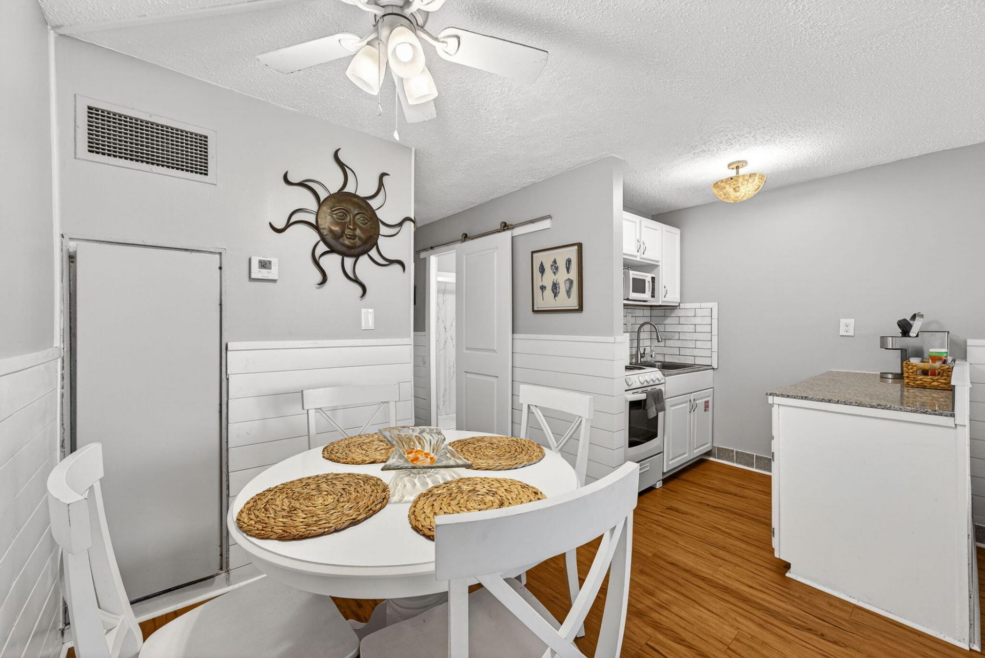 8817 S Thomas Drive, Unit A114, Panama City, FL 32408 Photo