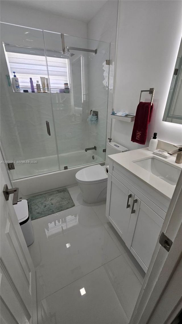 8421 NW 8th St , Pembroke Pines, FL 33024 Photo