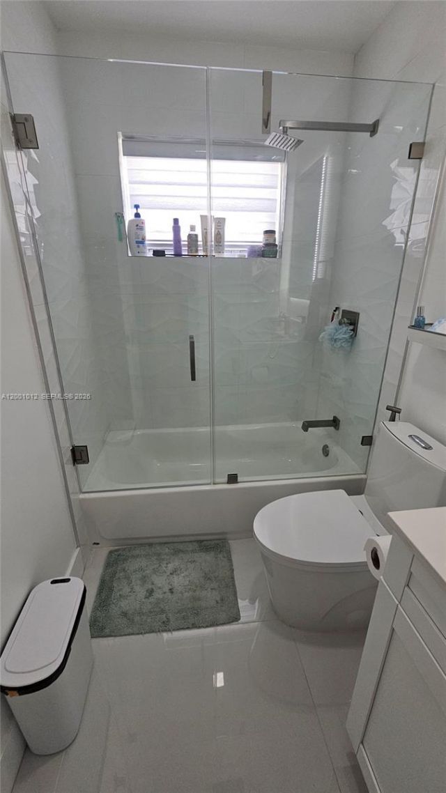 8421 NW 8th St , Pembroke Pines, FL 33024 Photo
