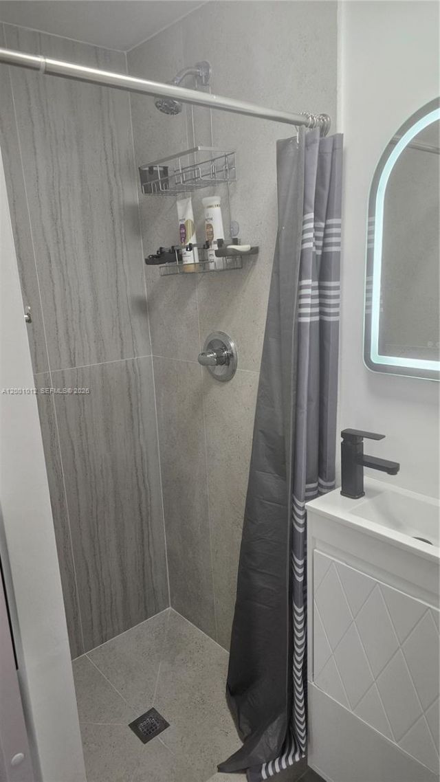 8421 NW 8th St , Pembroke Pines, FL 33024 Photo
