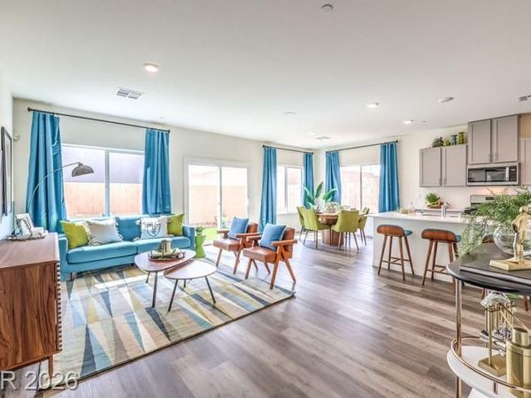 1111 Saffron Toucan Lane, Henderson, NV 89011