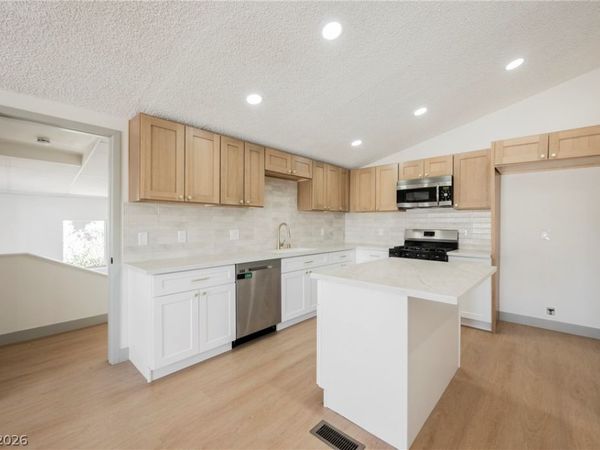 3442 Gulf Shores Drive, Las Vegas, NV 89122