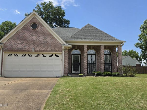 9730 Pigeon Roost Park Circle, Olive Branch, MS 38654