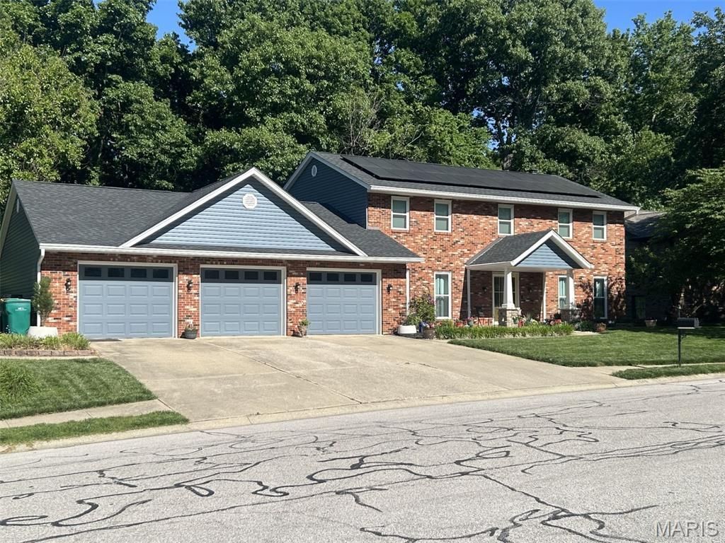1046 Shadow Ridge Crossing , O Fallon, IL 62269 Main Photo