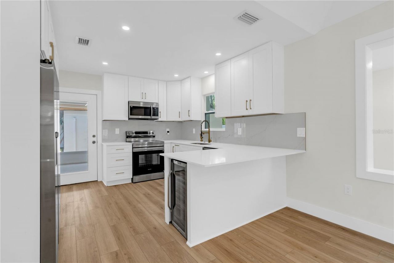 3440 17th Street N, Saint Petersburg, FL 33713 Photo
