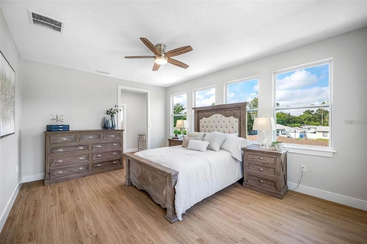 1516 59th Street N, Saint Petersburg, FL 33710 Photo