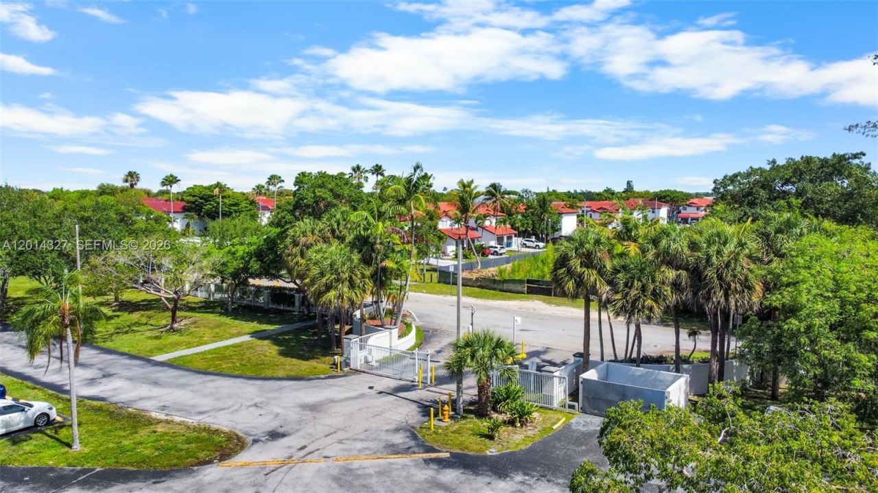 8200 SW 210th St, Unit 103, Cutler Bay, FL 33189 Photo